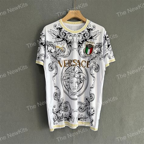 Italy x Versace White Kit 